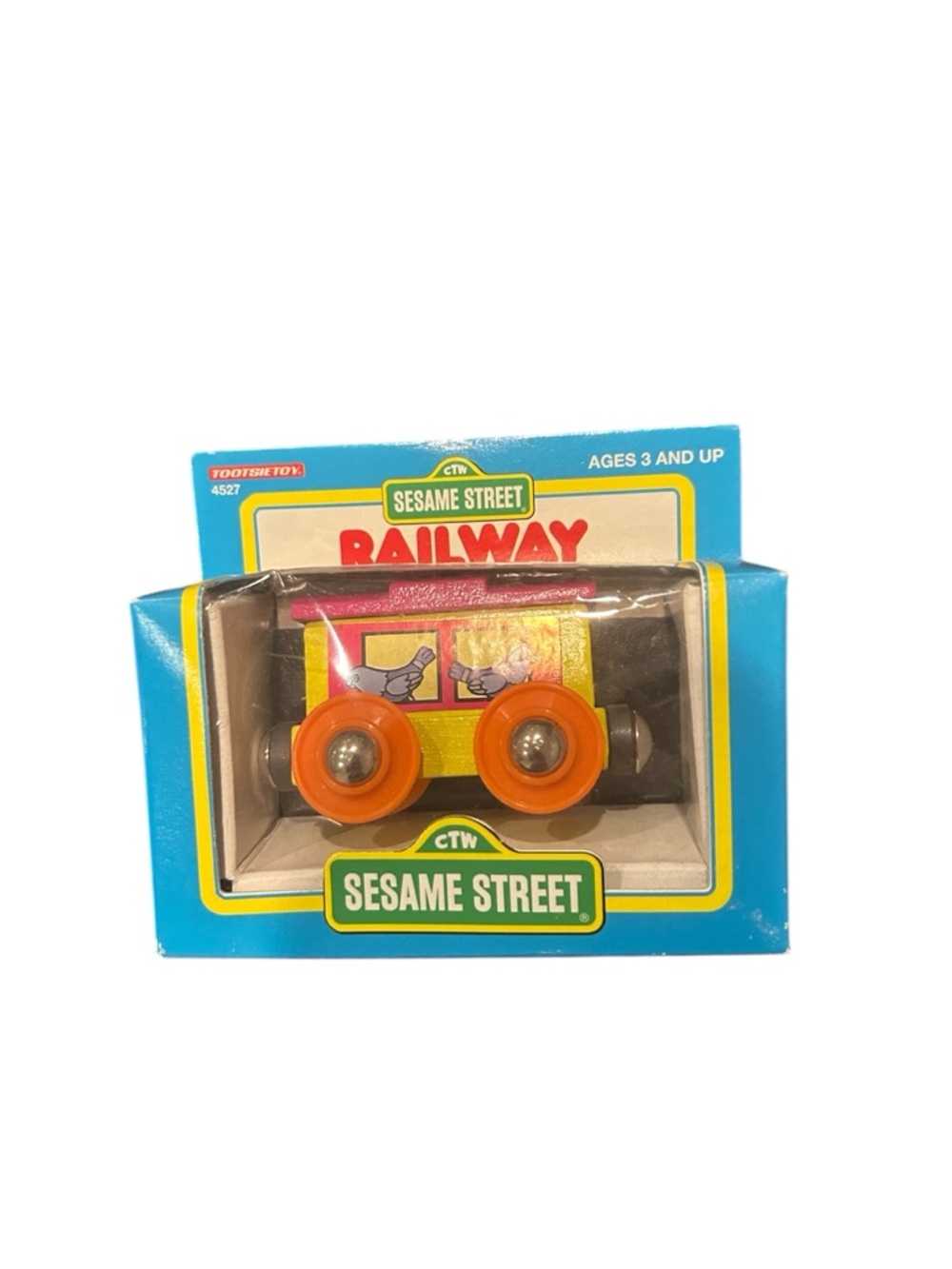 New VTG 1995 Tootsie Toy Sesame‎ Street Birds Hardwood Rail Car Brio Compatible